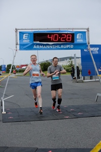 Í markinu. Ljósm. Gunnlaugur Júl.