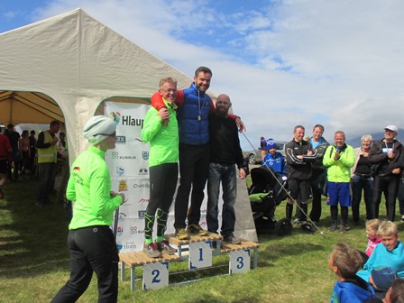 Þrír fyrstu menn í flokki 40-99 ára í tvöfaldri Vesturgötu. F.v. SG, Gunnar Atli og Birkir. (Ljósm. Björk Jóh.)